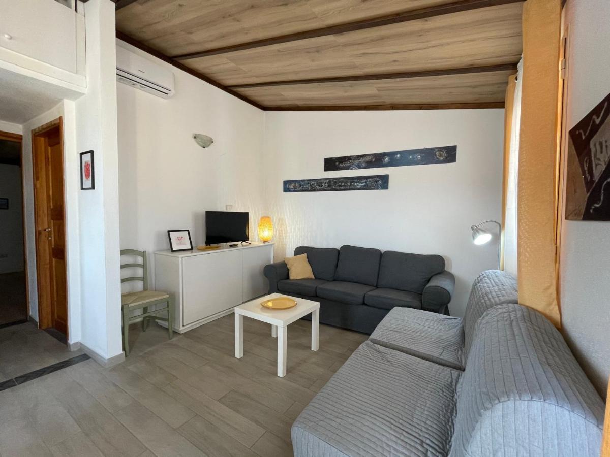 Apartamento Sa Domo De Mannoi Orosei Exterior foto