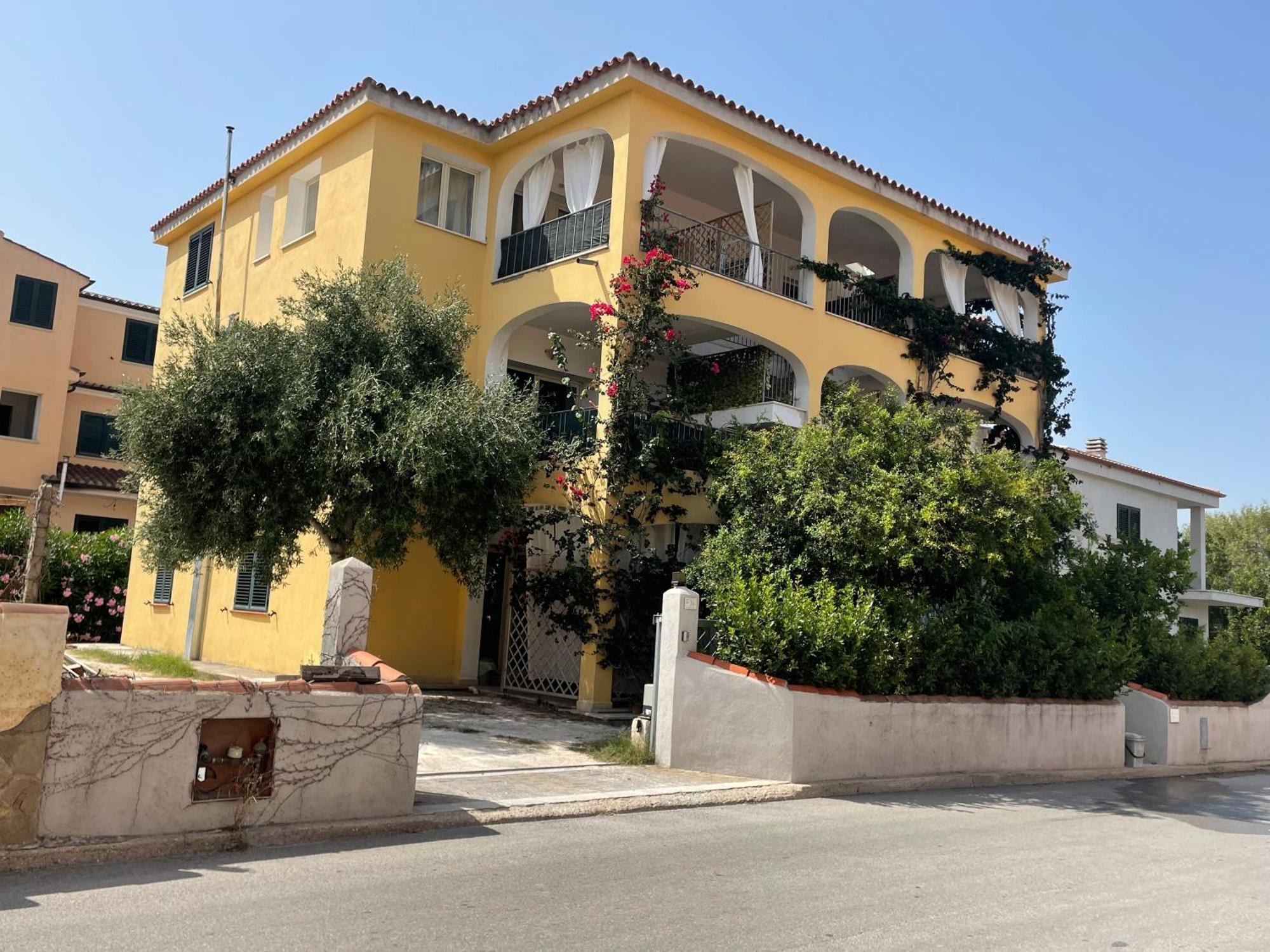 Apartamento Sa Domo De Mannoi Orosei Exterior foto